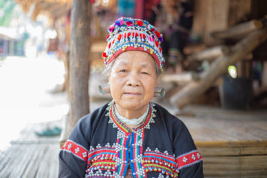 【タイ】チェンマイで毎日カオソイ食べながら、まさかのTinderで知り合った人と山岳民族を巡る旅
